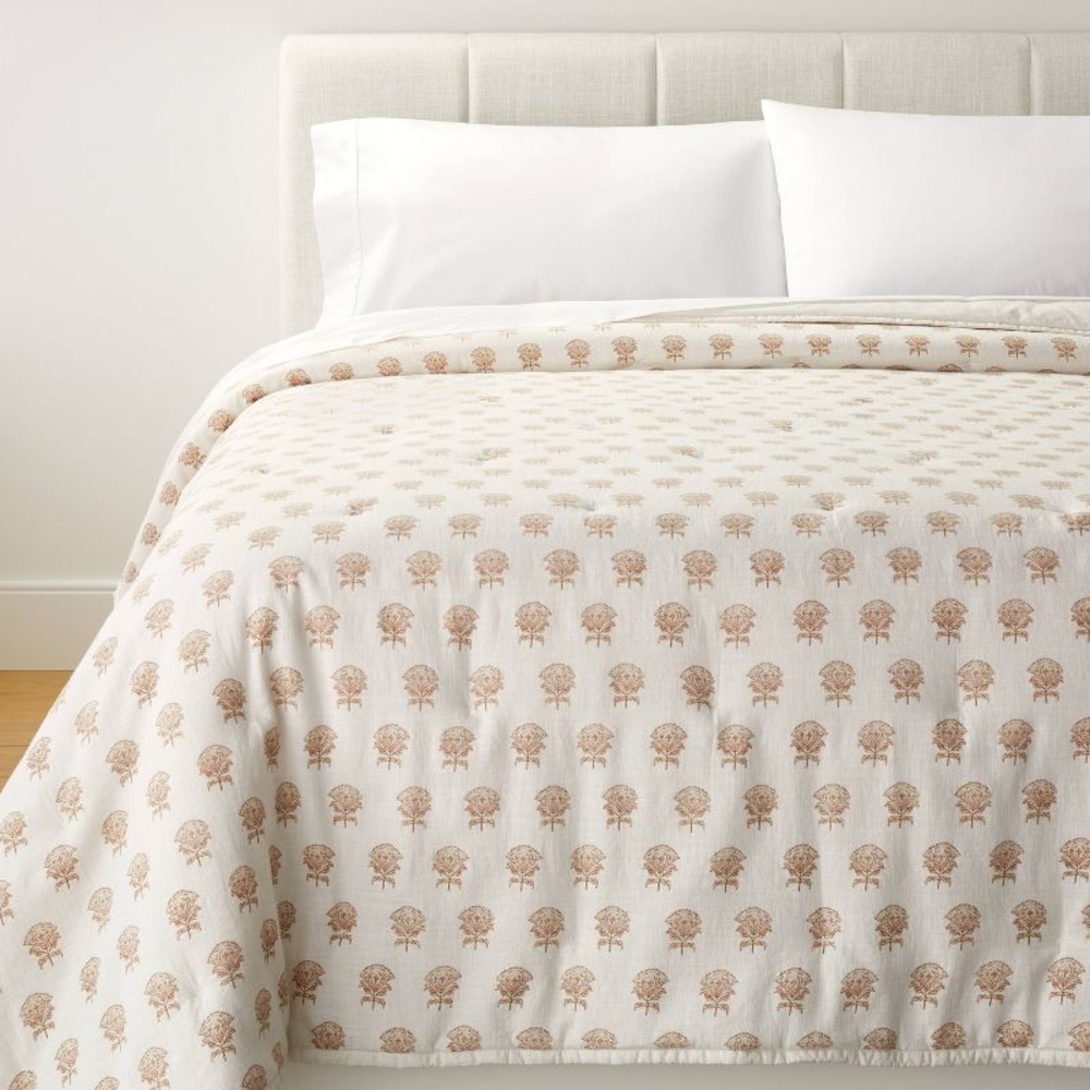 King Lofty Cotton Slub Woodblock Print Floral Quilt - Threshold Studio McGee
